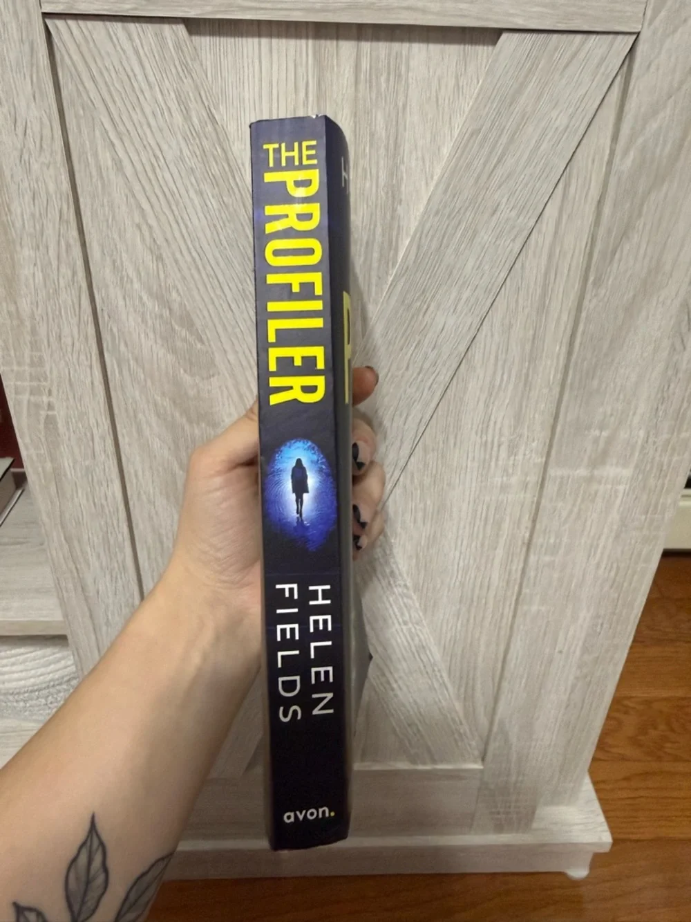 The Profiler by Helen Fields